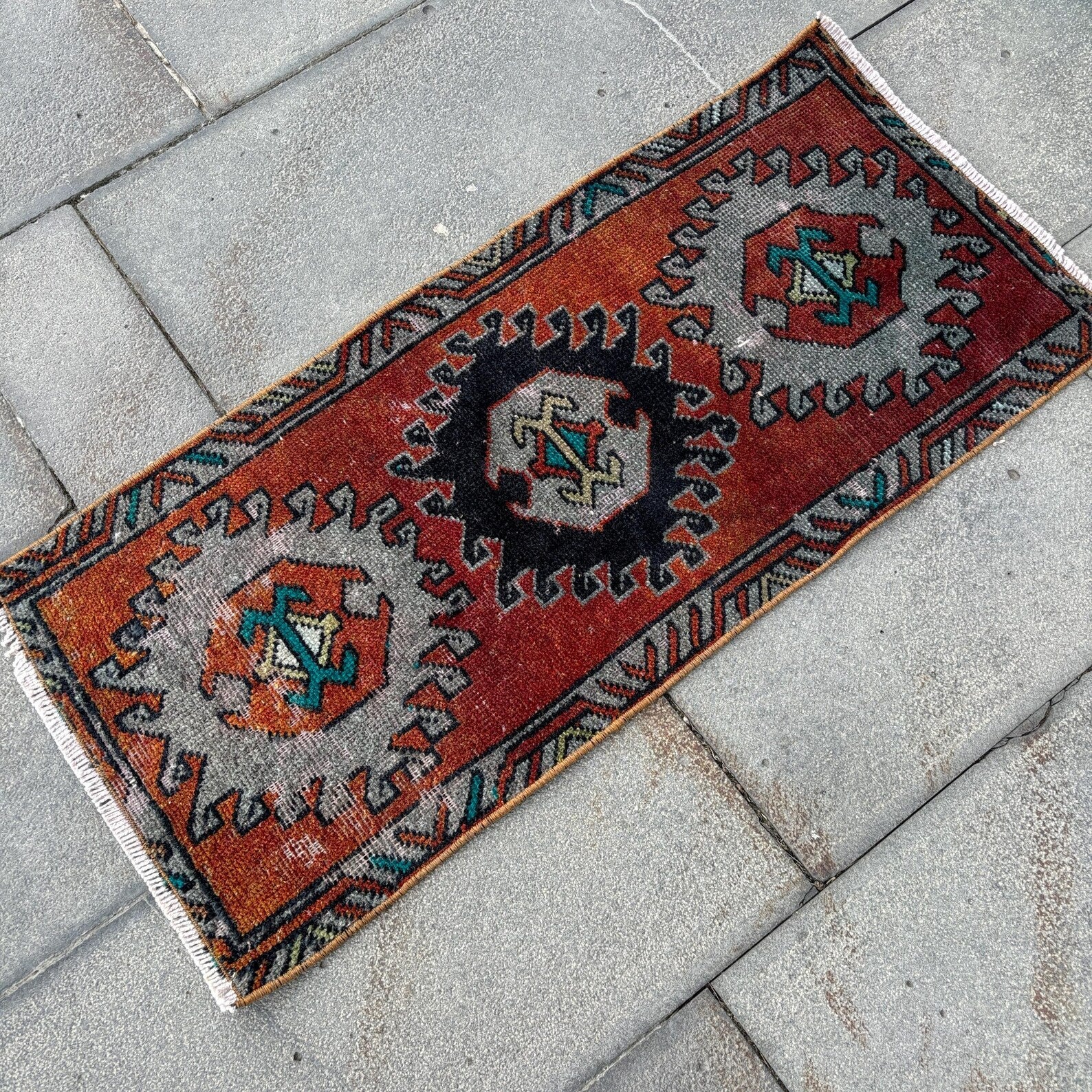 Vintage Turkish Mini Rug 1.4 x 3.1 ft