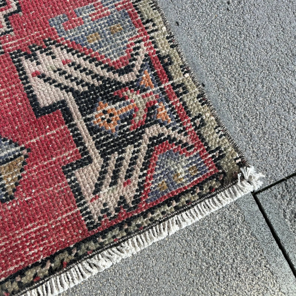 Vintage Turkish Mini Rug 1.5 x 3.2 ft