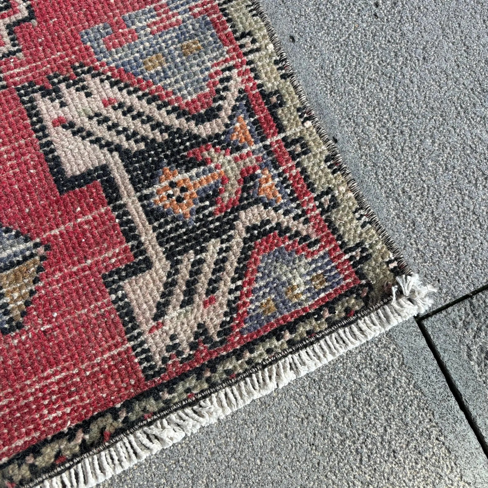 Vintage Turkish Mini Rug 1.5 x 3.2 ft
