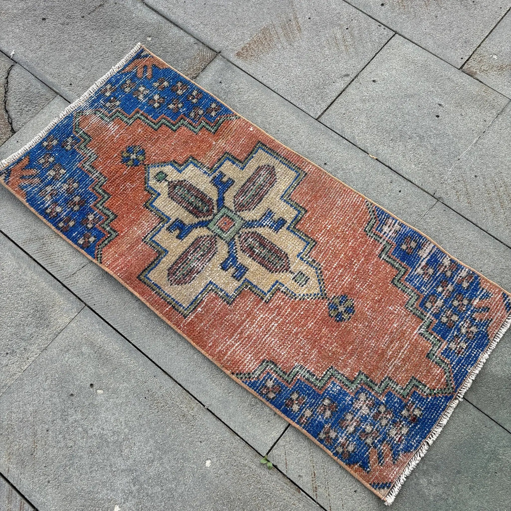 Vintage Turkish Mini Rug 1.4 x 3.2 ft