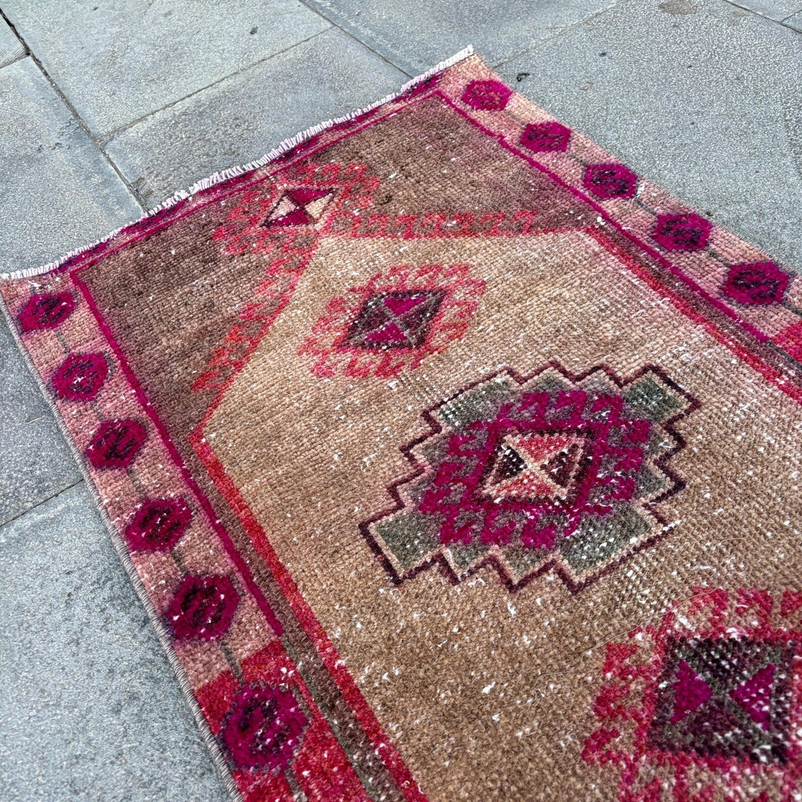 Vintage Turkish Mini Rug 1.6 x 2.8 ft