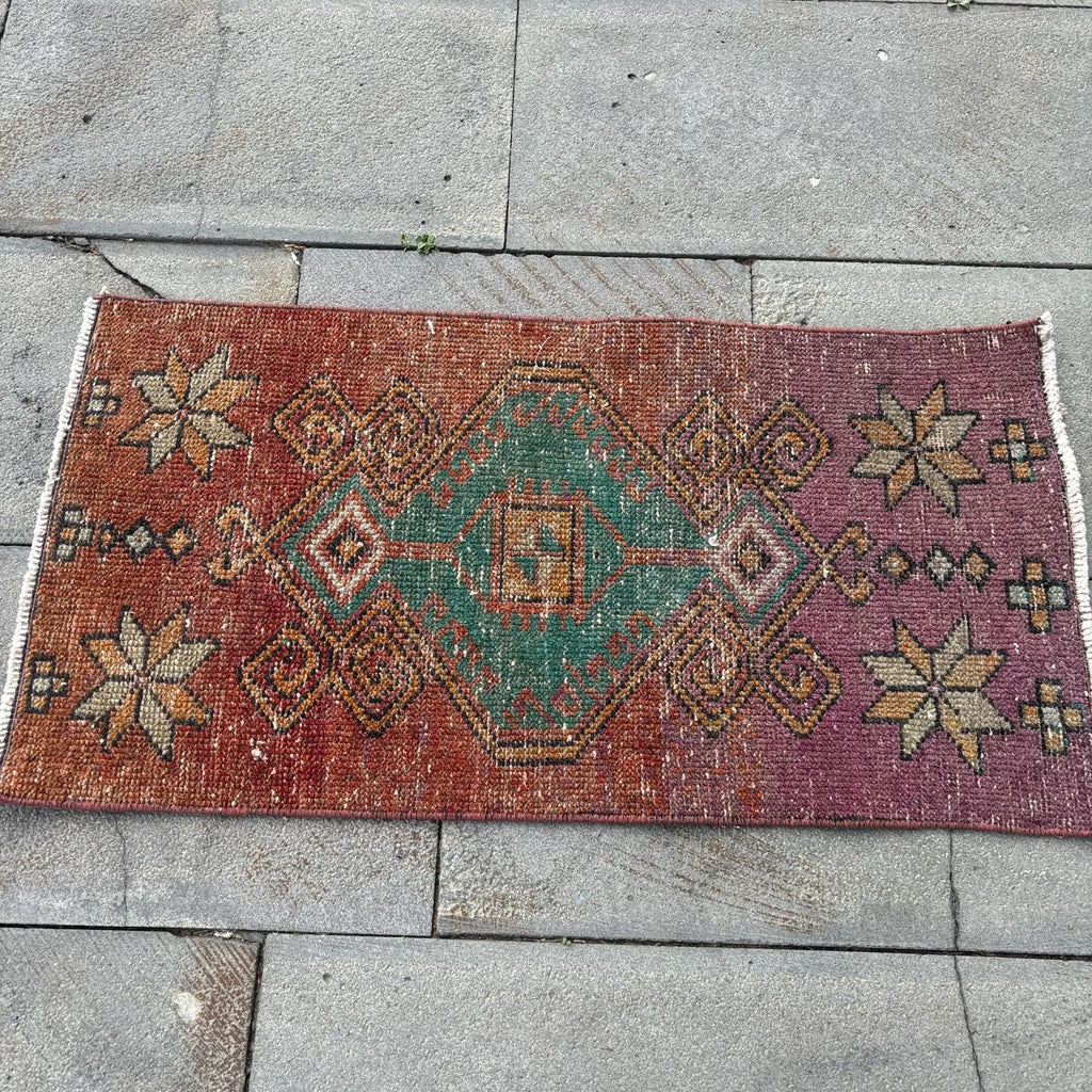Vintage Turkish Mini Rug 1.4 x 2.8 ft