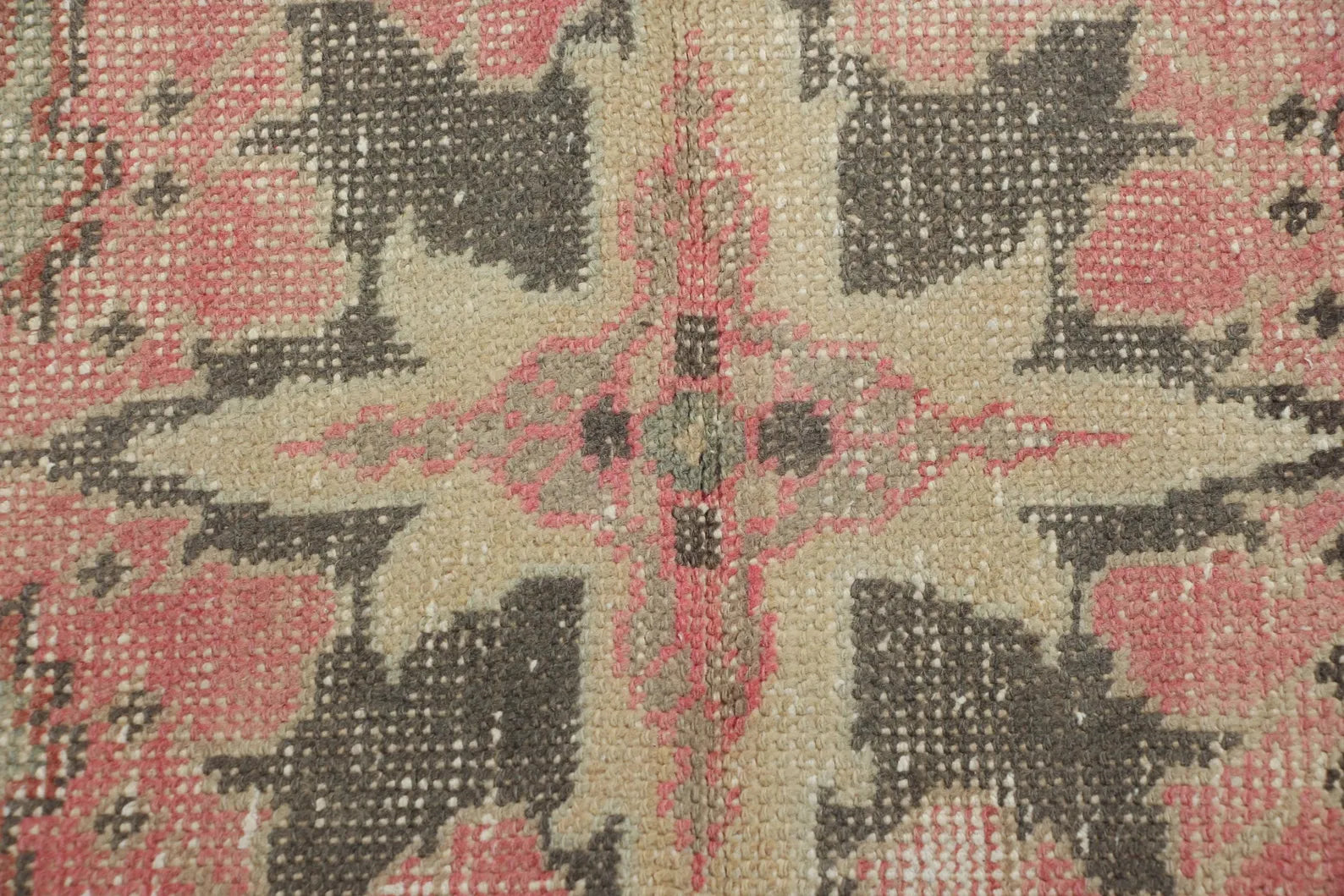 Vintage Turkish Accent Area rug 4.3 x 7.2 ft