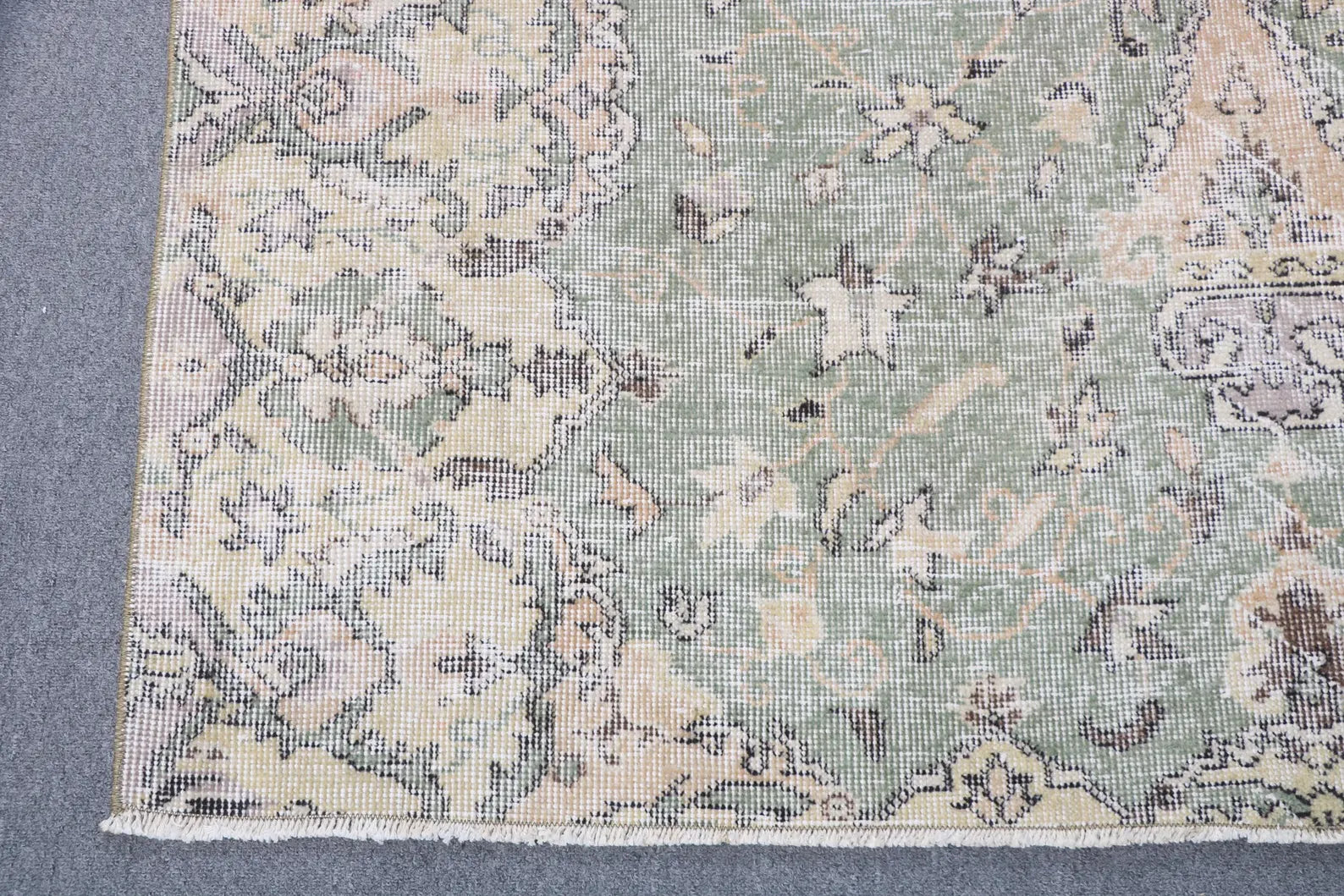 XL Vintage Kilim Turkish Accent Area rug 5.2 x 7.6 ft