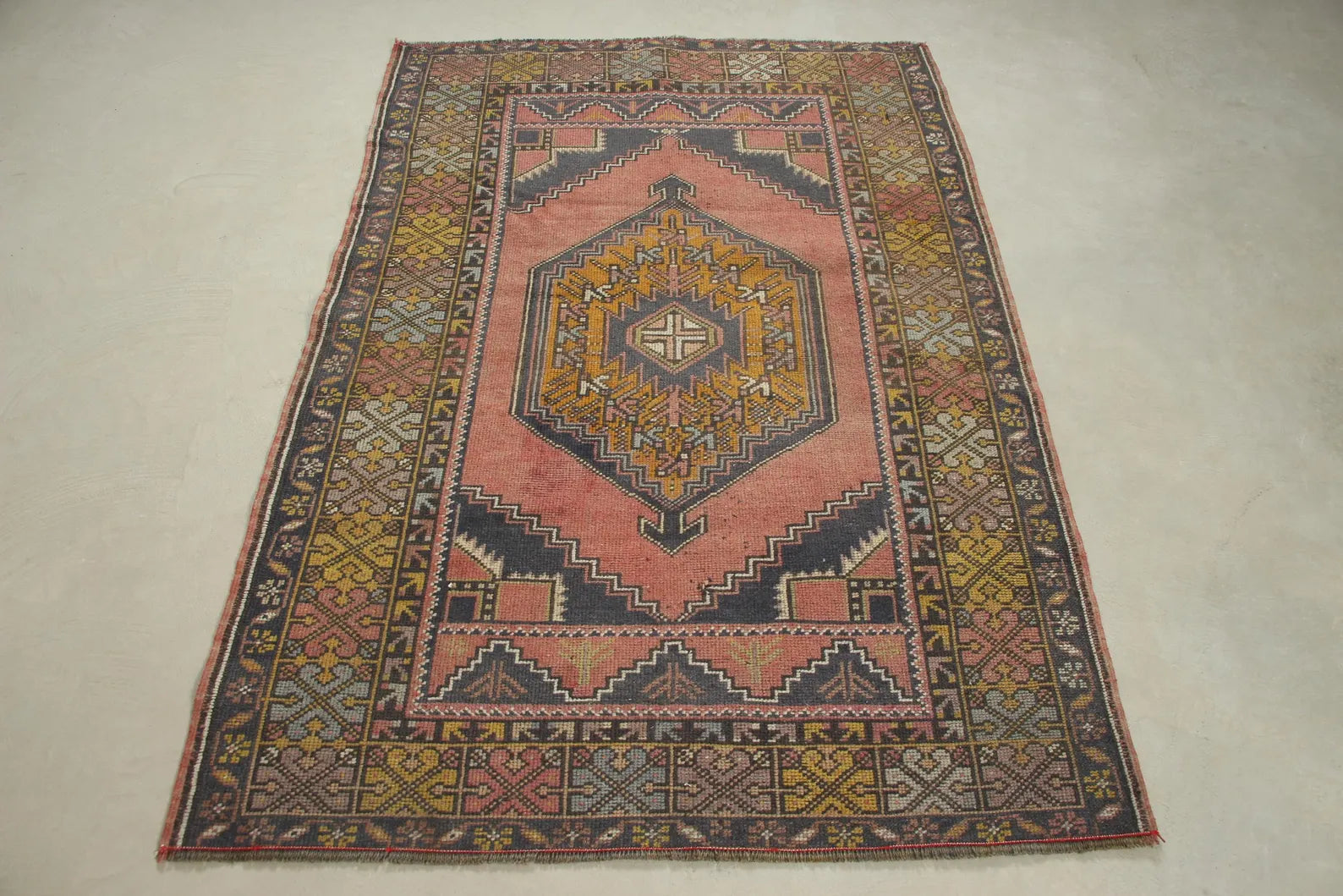 Vintage Turkish Accent Area rug 3.8 x 5.8 ft