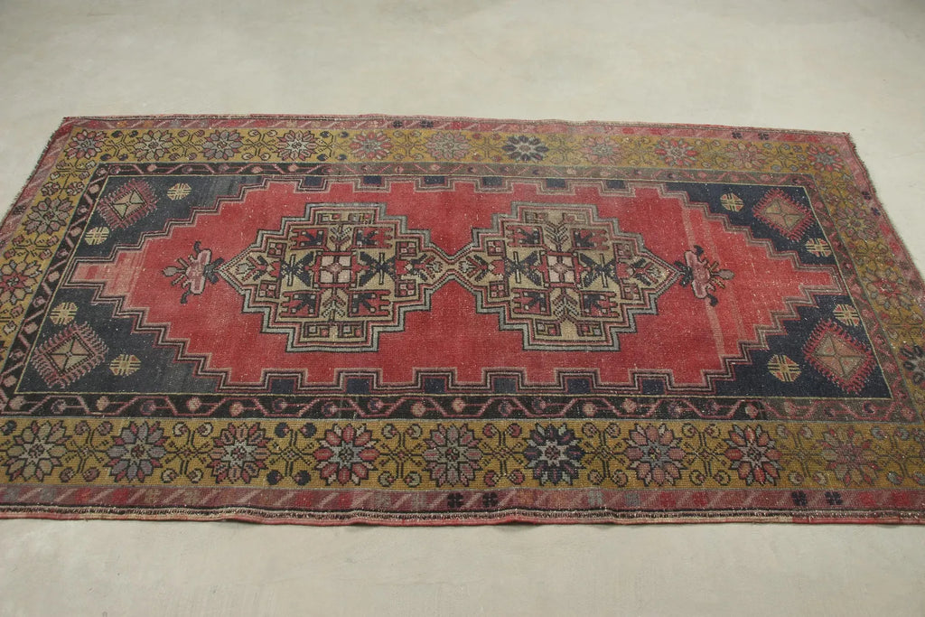 Vintage Turkish Accent Area rug 3.8 x 7.2 ft