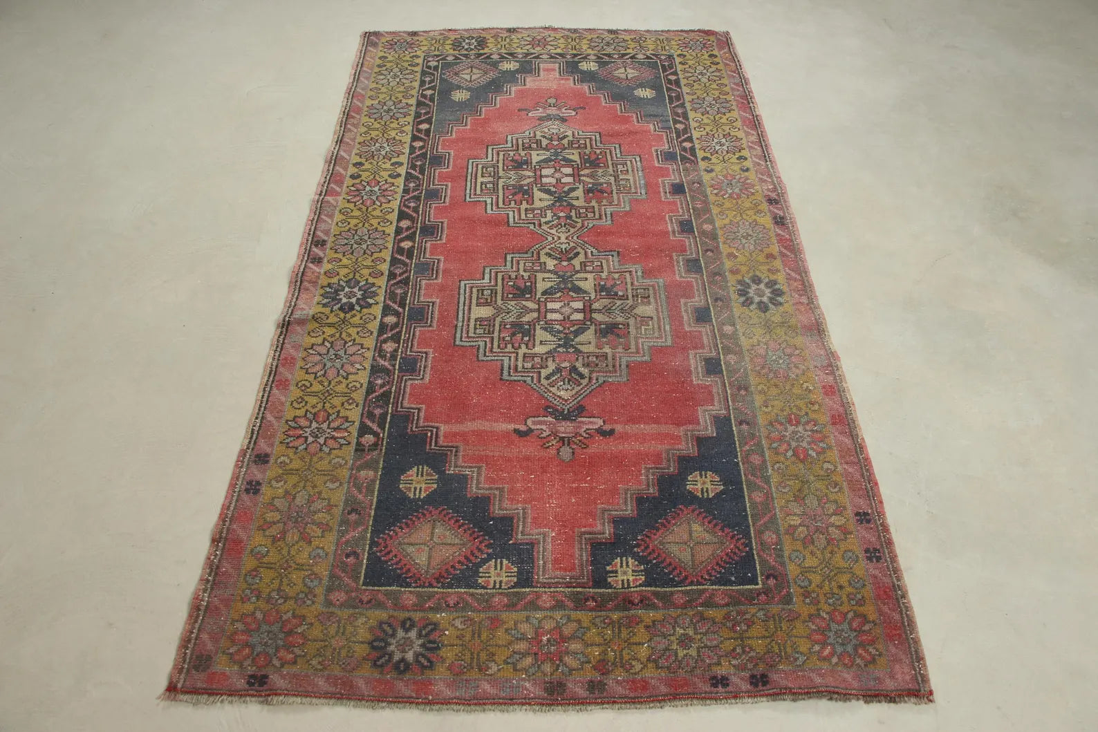 Vintage Turkish Accent Area rug 3.8 x 7.2 ft