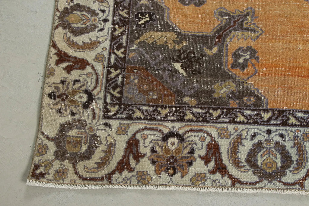 Vintage Turkish Accent Area rug 4.4 x 7.3 ft