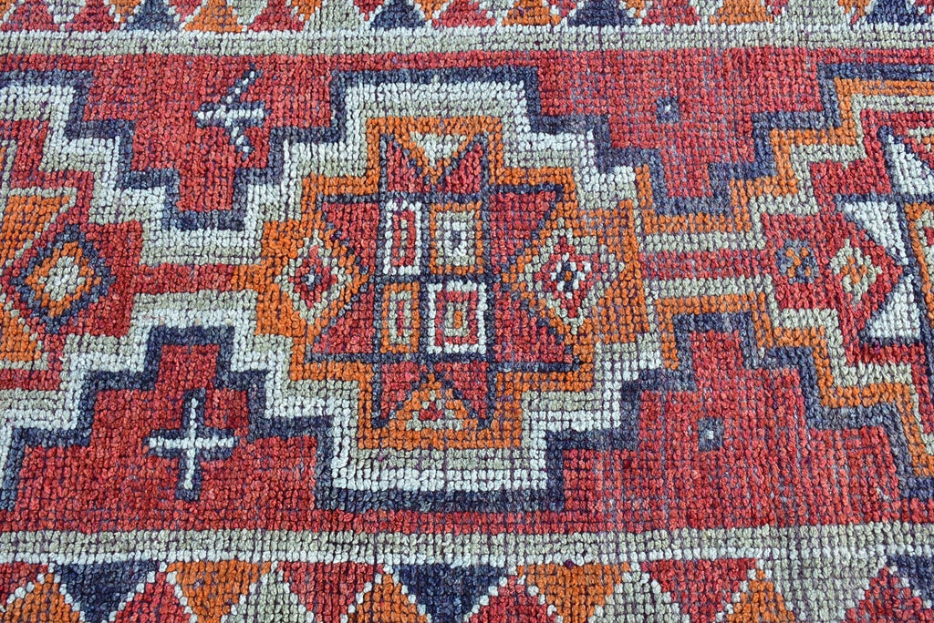 Vintage Turkish Runner Rug 2.8 x 9.7 ft