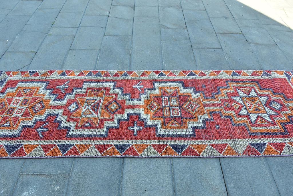 Vintage Turkish Runner Rug 2.8 x 9.7 ft