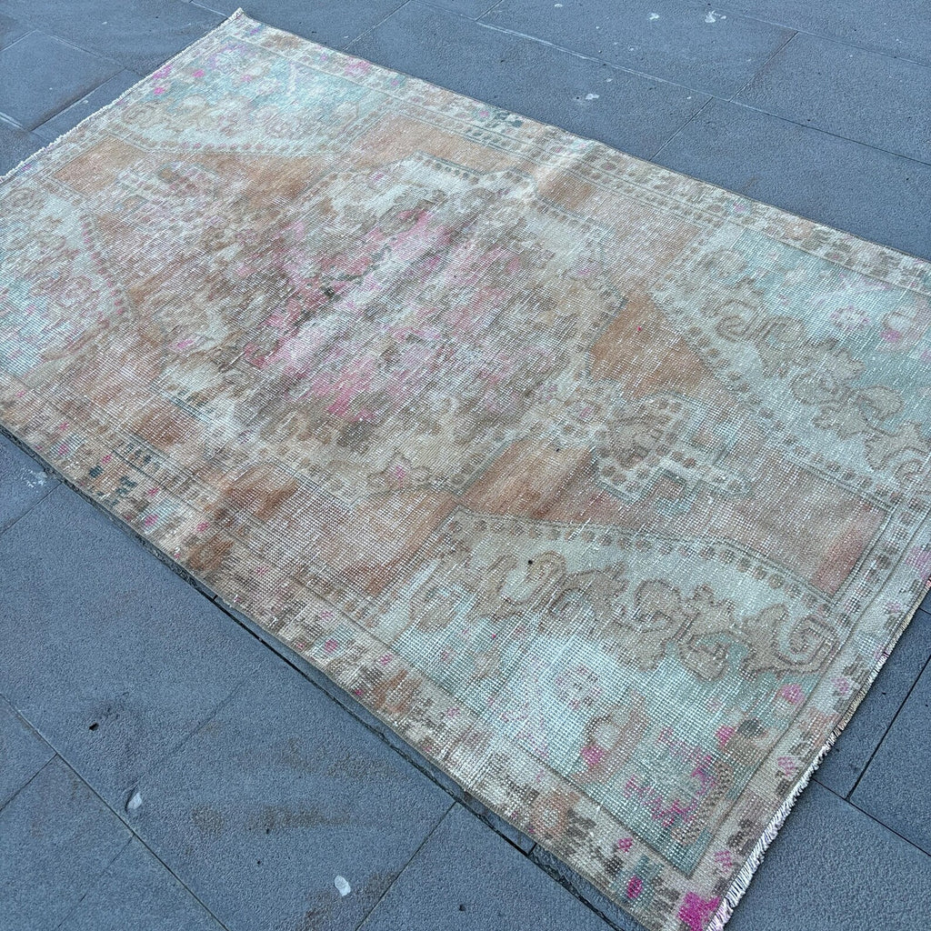Vintage Turkish Accent Area rug 4.1 x 7 ft
