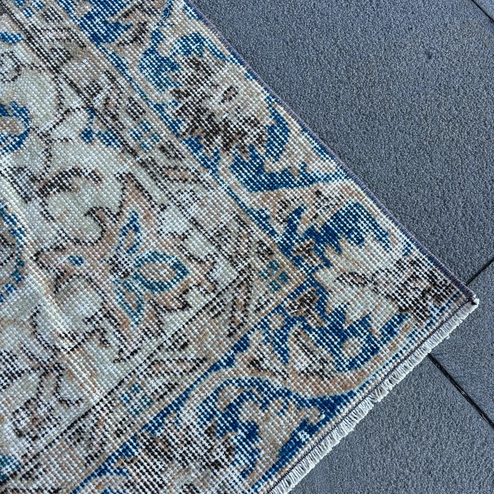 Vintage Turkish Accent Area rug 3.4 x 6.7 ft