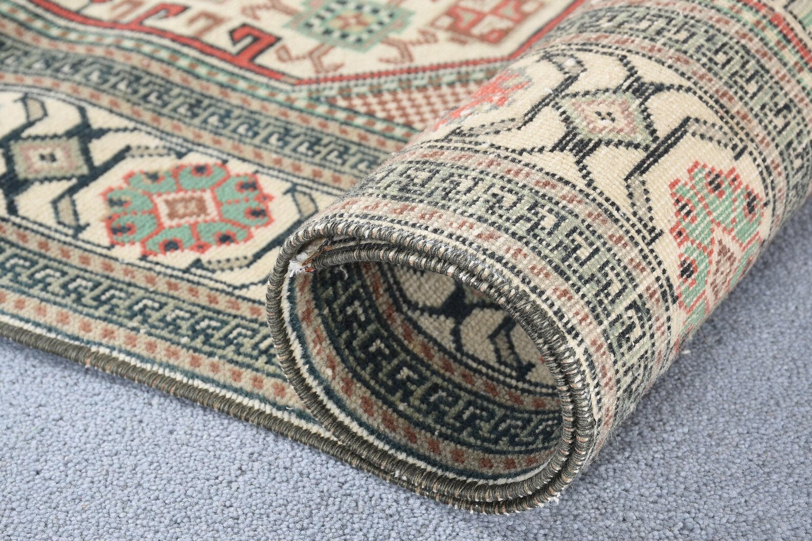 Vintage Turkish Accent Area rug 3.1 x 6.1 ft
