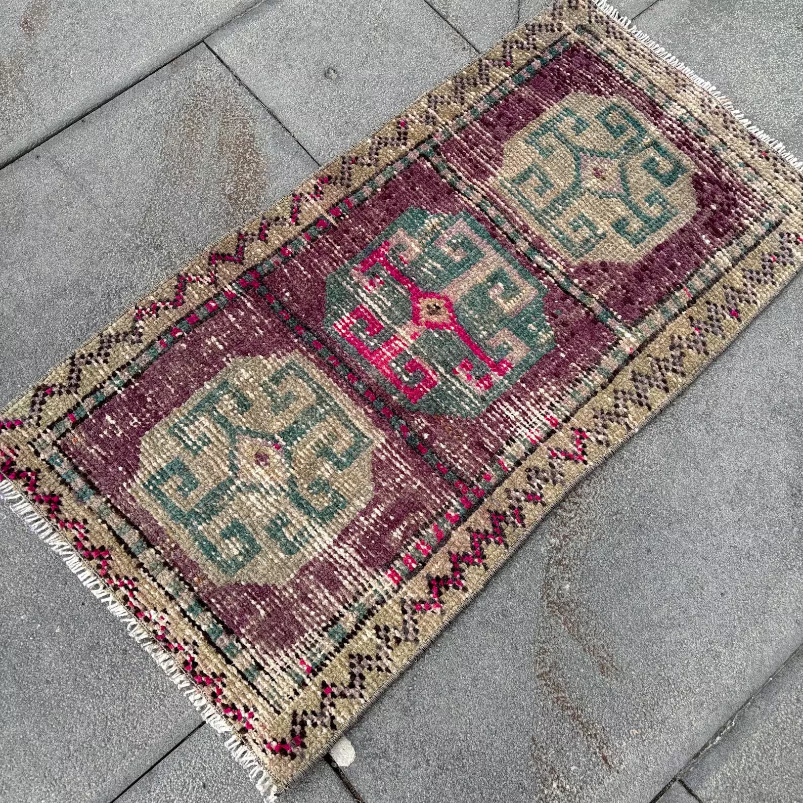 Vintage Turkish Mini Rug 1.5 x 2.8 ft