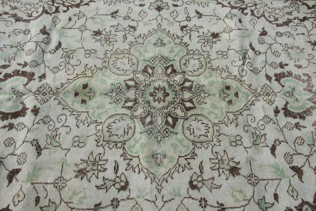 Vintage Turkish Accent Area rug 6.1 x 9.2 ft