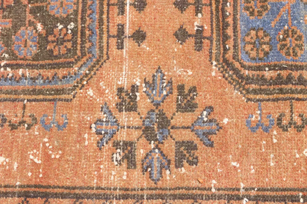 Vintage Turkish Accent Area rug 4.7 x 10.7 ft