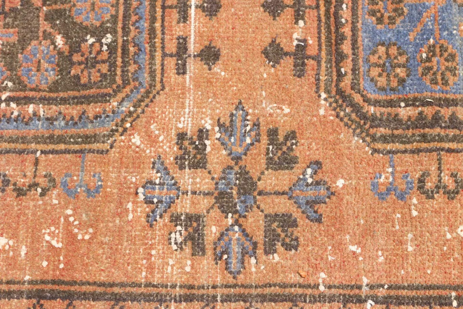 Vintage Turkish Accent Area rug 4.7 x 10.7 ft