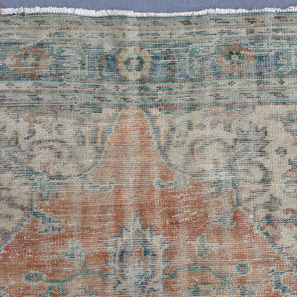 XL Vintage Turkish Accent Area Rug 6 x 9.6 ft