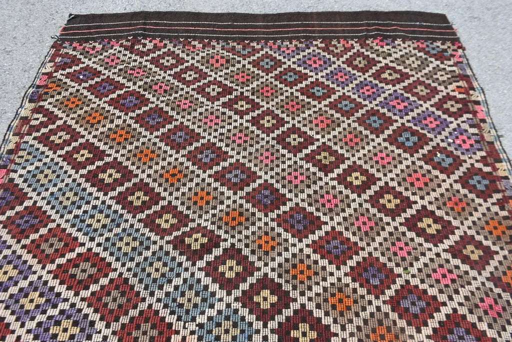 XL Vintage Turkish Accent Area rug 5.9 x 9.2 ft