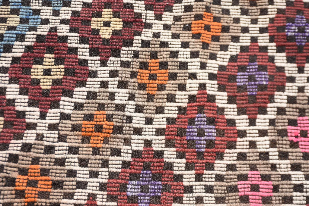 XL Vintage Turkish Accent Area rug 5.9 x 9.2 ft