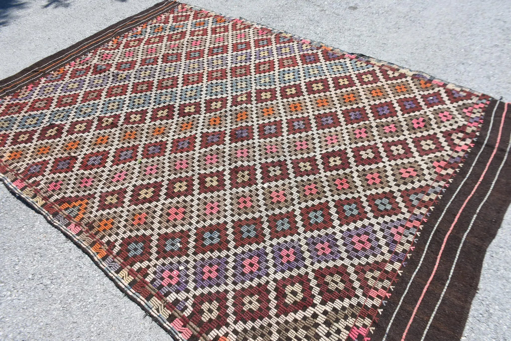 XL Vintage Turkish Accent Area rug 5.9 x 9.2 ft