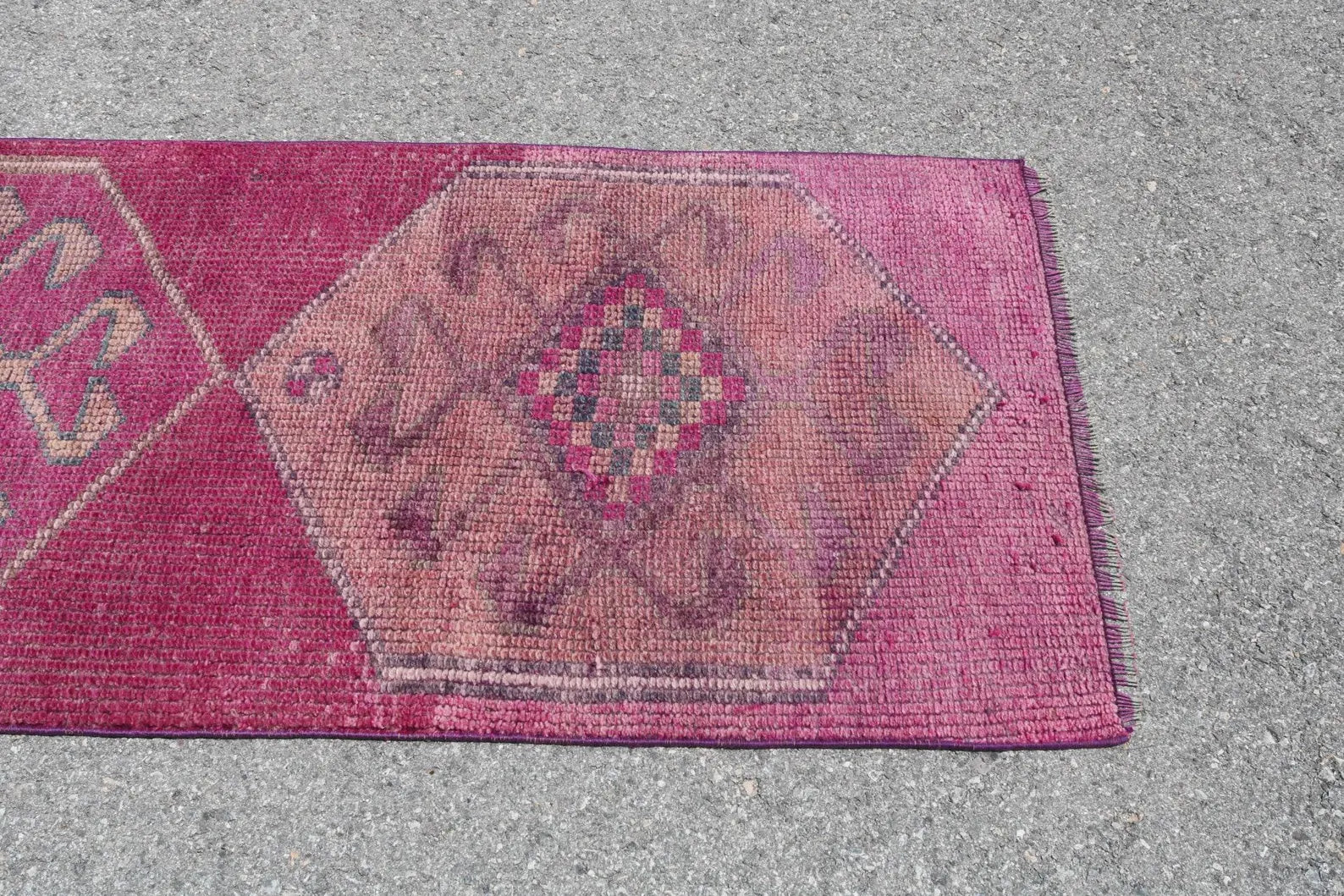 Vintage Turkish Runner Rug 2.8 x 9.4 ft