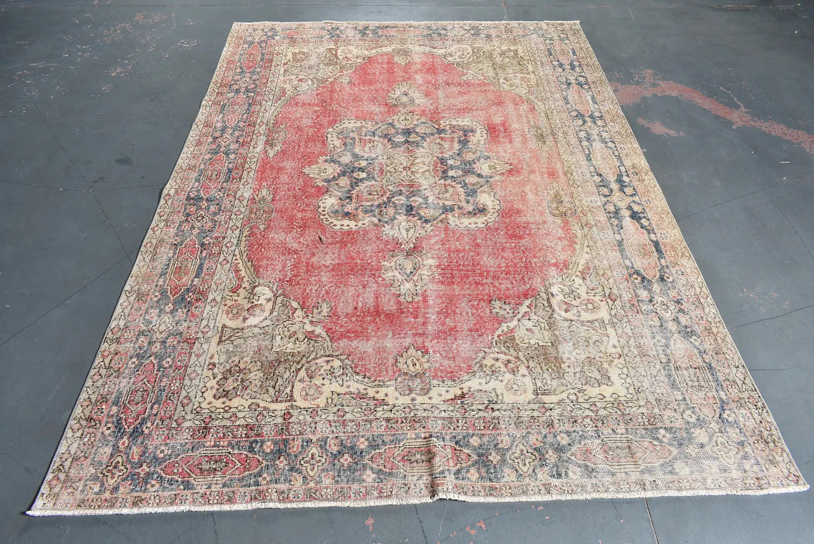 XL Vintage Turkish Accent Area Rug 7 x 10 ft