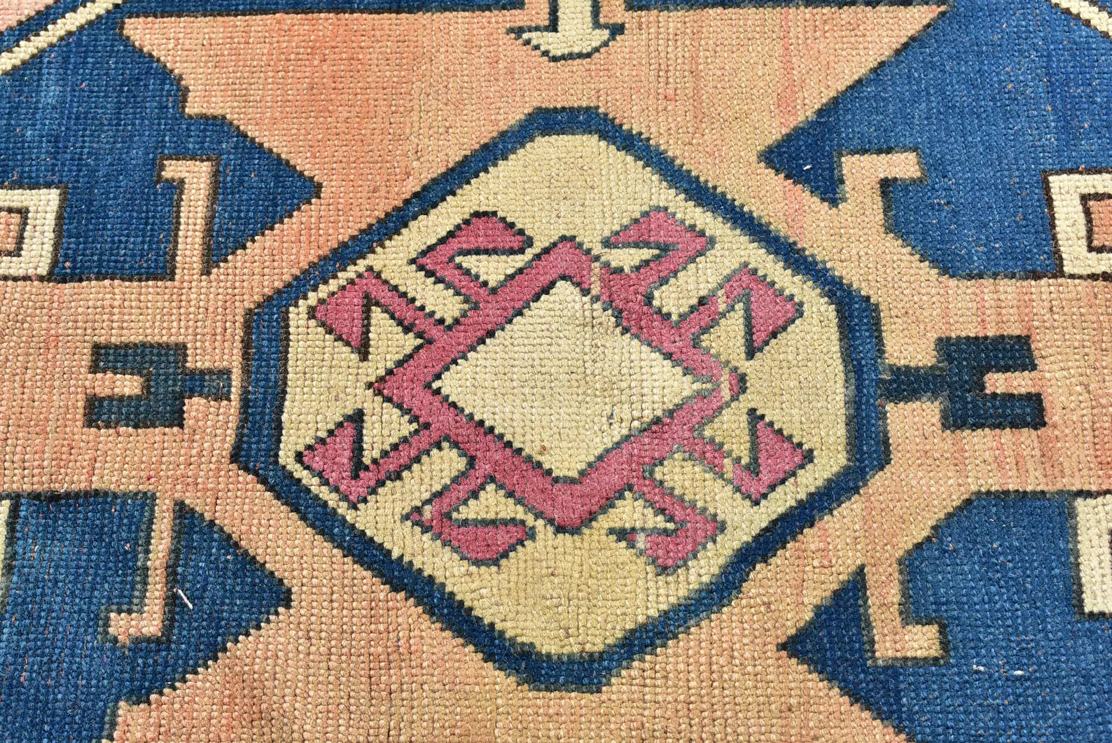 Vintage Turkish Accent Area rug 4.1 x 4.4 ft
