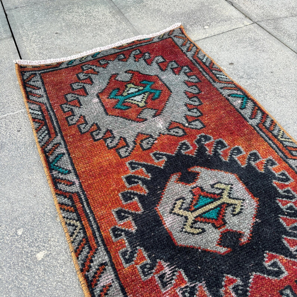 Vintage Turkish Mini Rug 1.4 x 3.1 ft