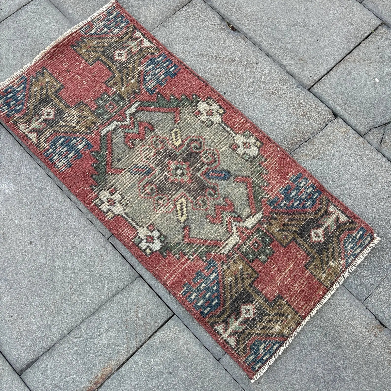 Vintage Turkish Mini Rug 1.4 x 2.9 ft