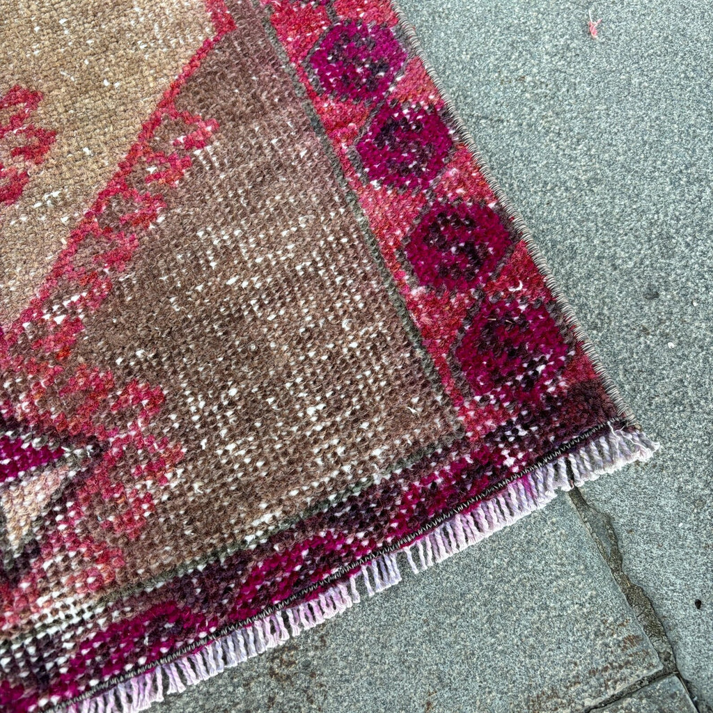 Vintage Turkish Mini Rug 1.6 x 2.8 ft
