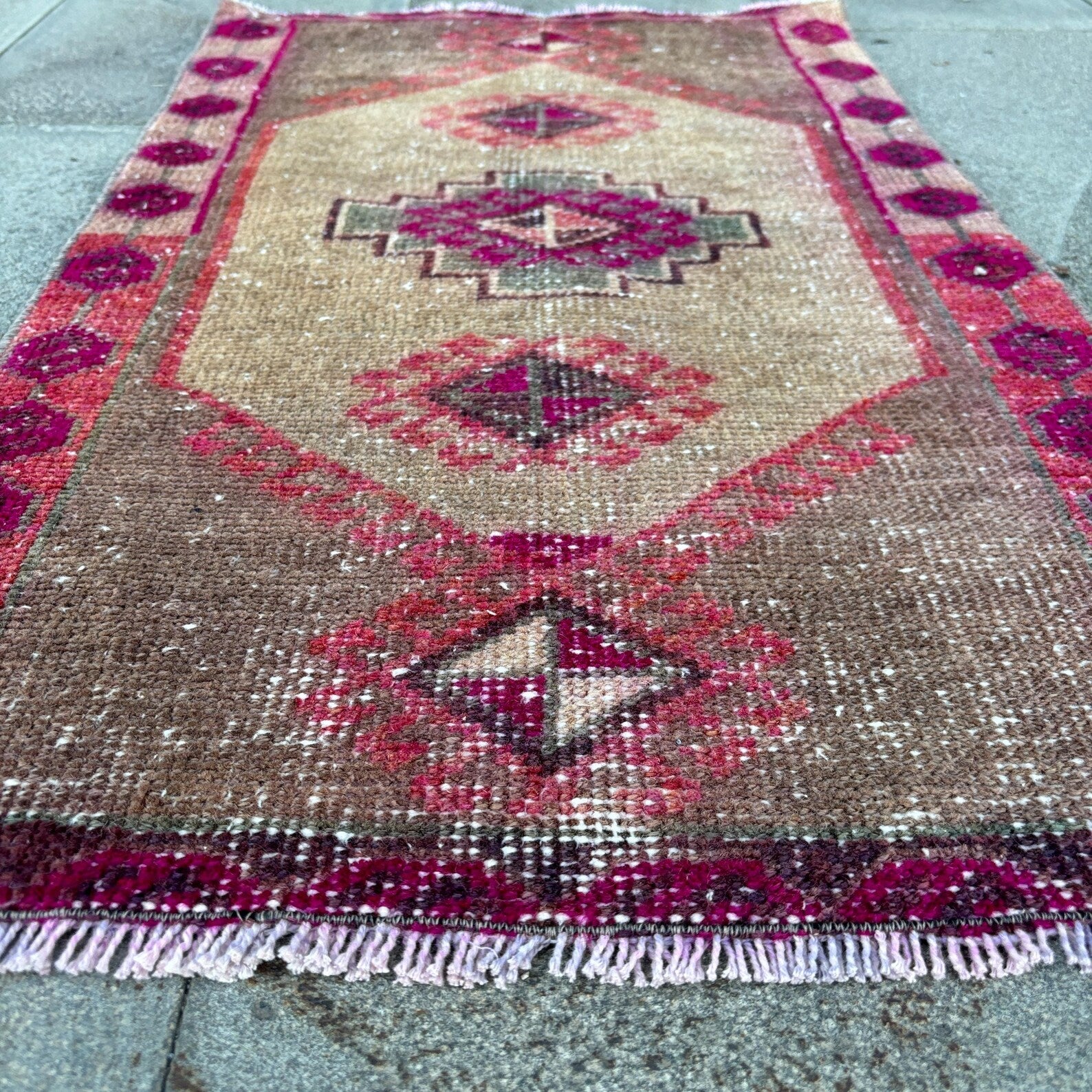 Vintage Turkish Mini Rug 1.6 x 2.8 ft