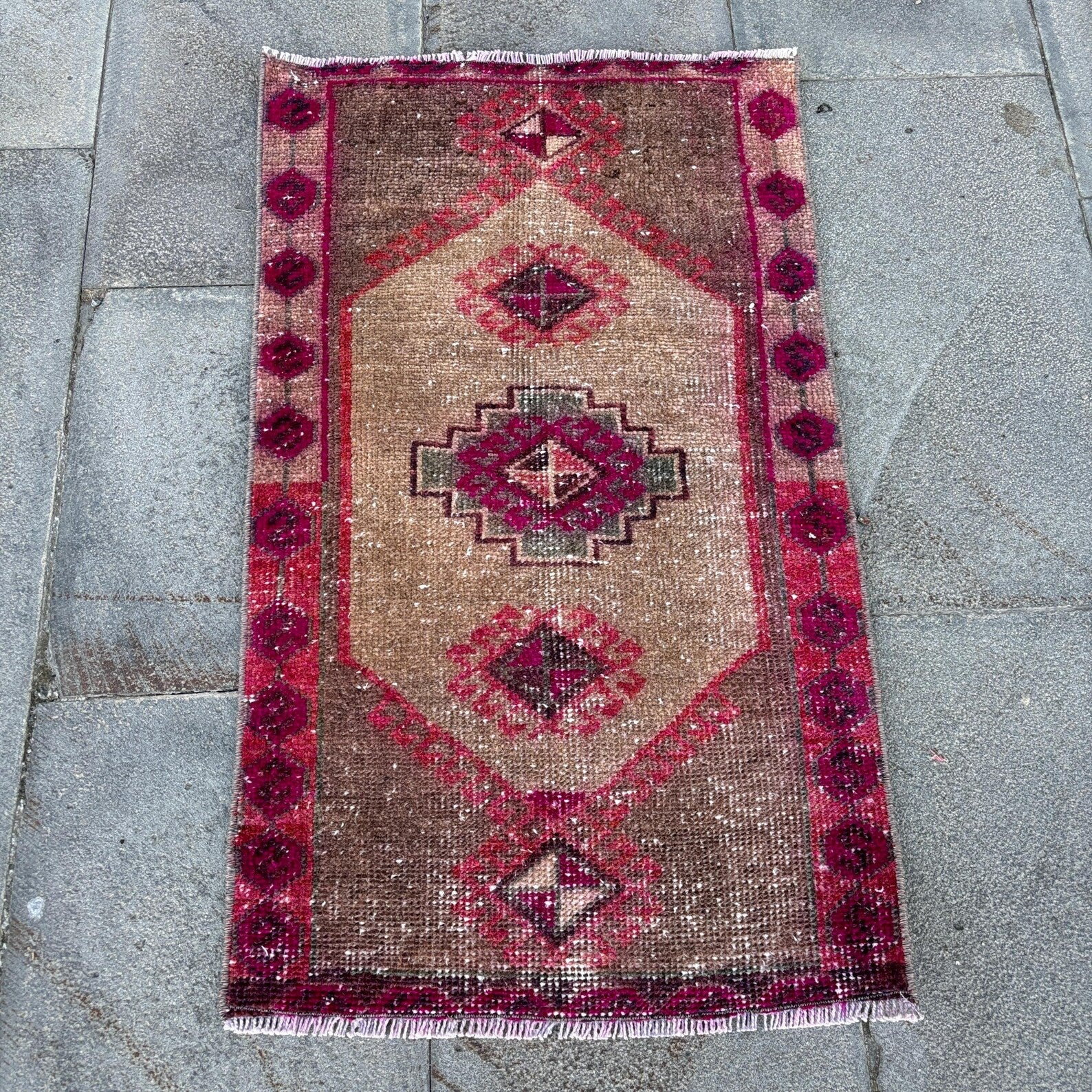 Vintage Turkish Mini Rug 1.6 x 2.8 ft