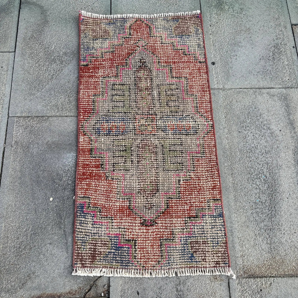 Vintage Turkish Mini Rug 1.3 x 2.5 ft