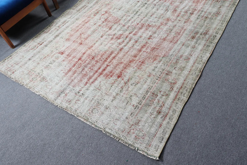 XL Vintage Turkish Accent Area Rug 6.1 x 8.9 ft