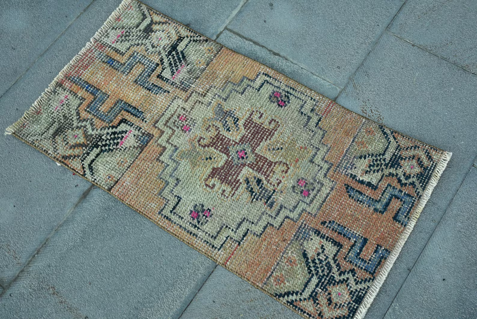 Vintage Turkish Mini Rug 1.4 x 2.6 ft