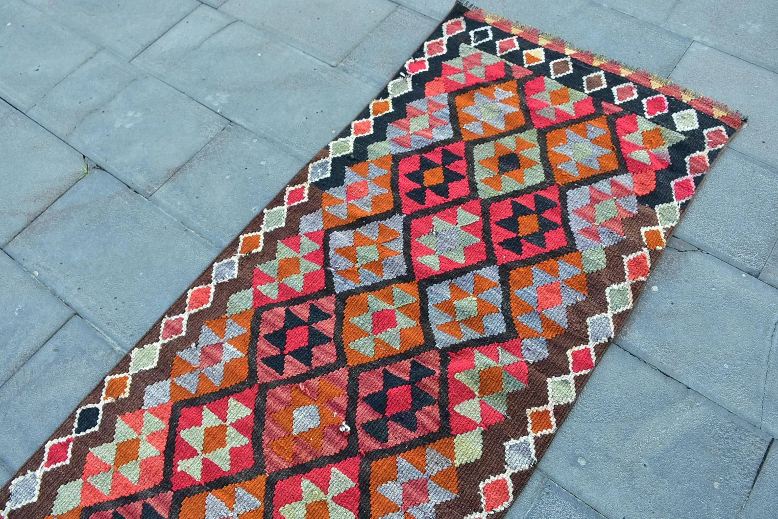 Vintage Turkish Runner Rug 2.6 x 9.4 ft