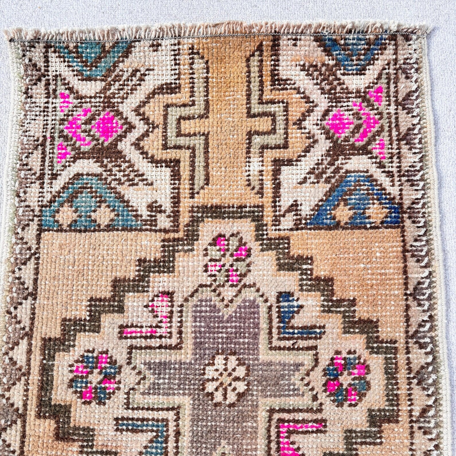 Vintage Turkish Mini Rug 1.6 x 2.6 ft
