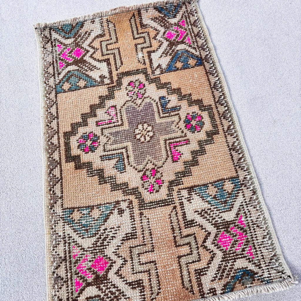 Vintage Turkish Mini Rug 1.6 x 2.6 ft