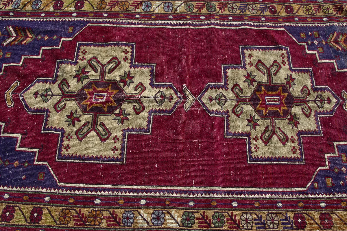 Vintage Turkish Accent Area rug 3.5 x 6.8 ft