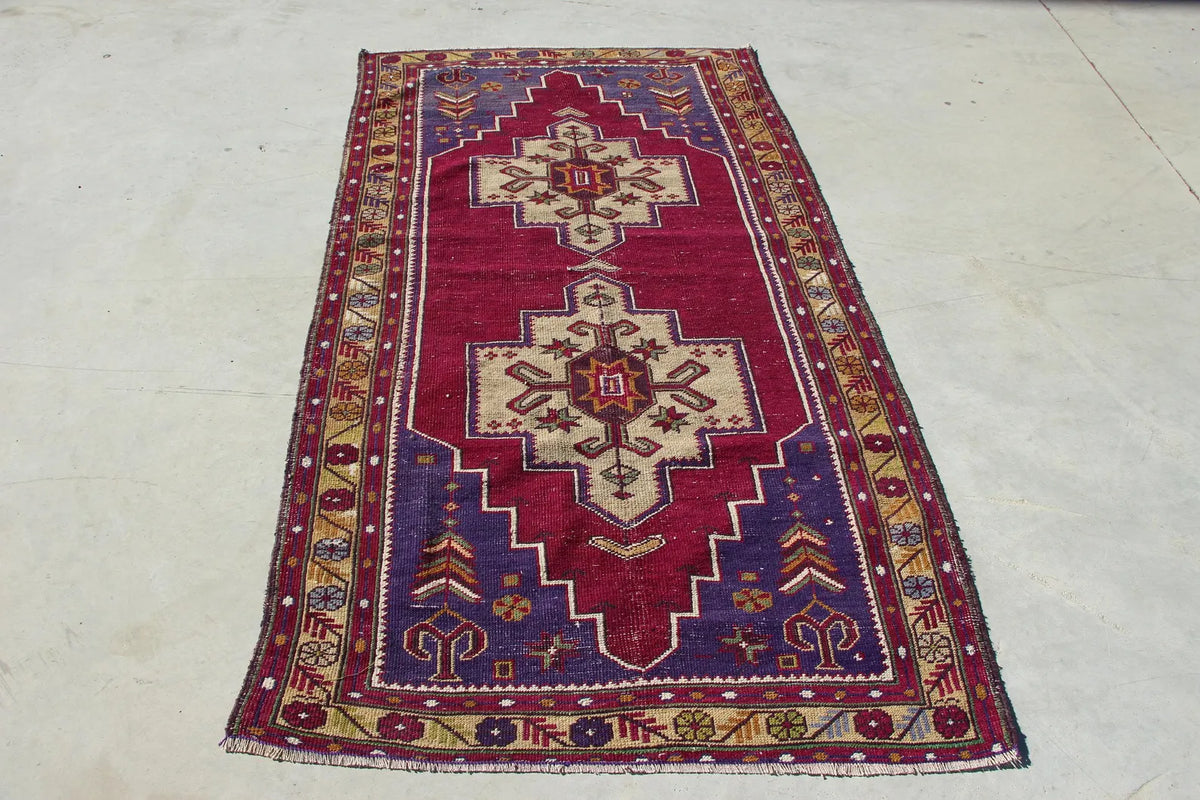 Vintage Turkish Accent Area rug 3.5 x 6.8 ft