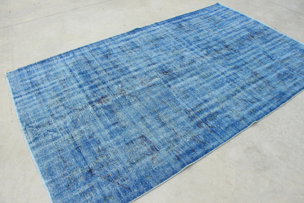 Vintage Turkish Accent Area rug 5.3 x 8.6 ft
