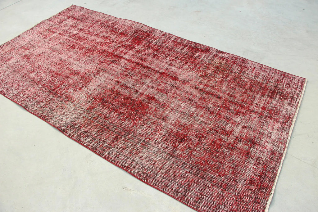 Vintage Turkish Accent Area rug 4.5 x 8.3 ft
