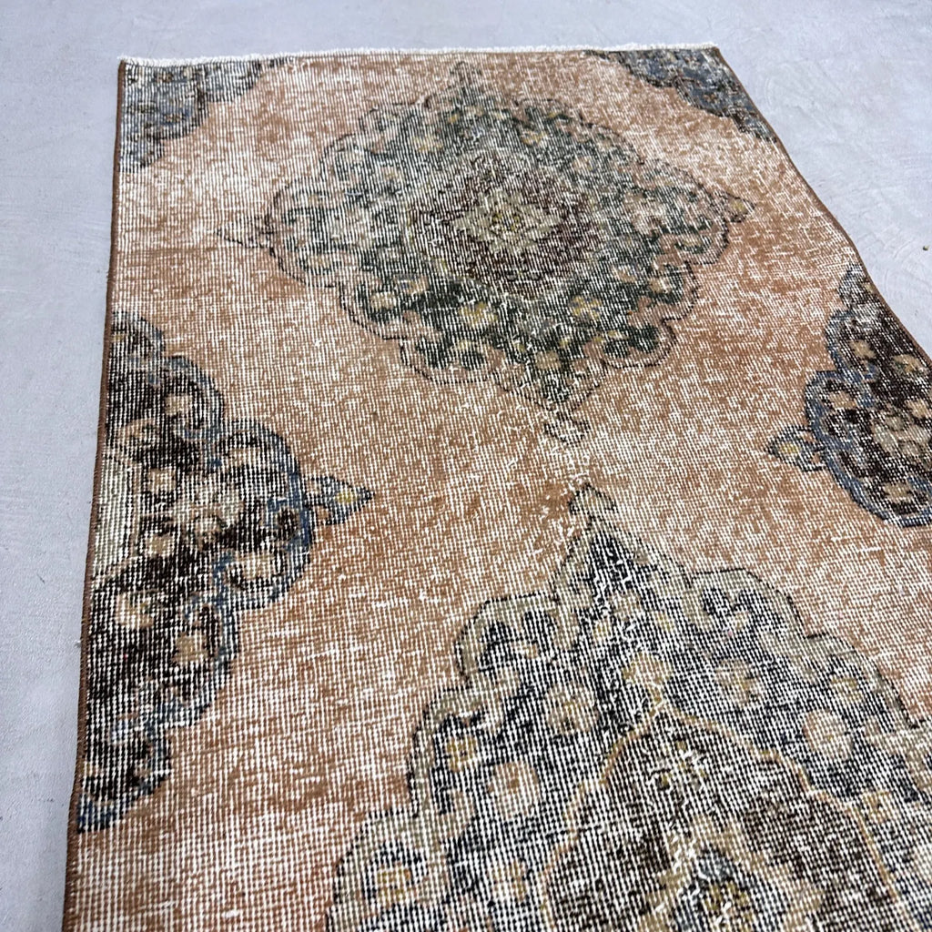 Vintage Turkish Accent Area rug 2.6 x 9.3 ft