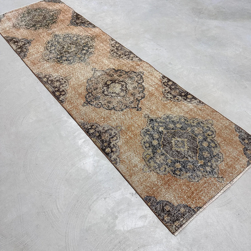 Vintage Turkish Accent Area rug 2.6 x 9.3 ft