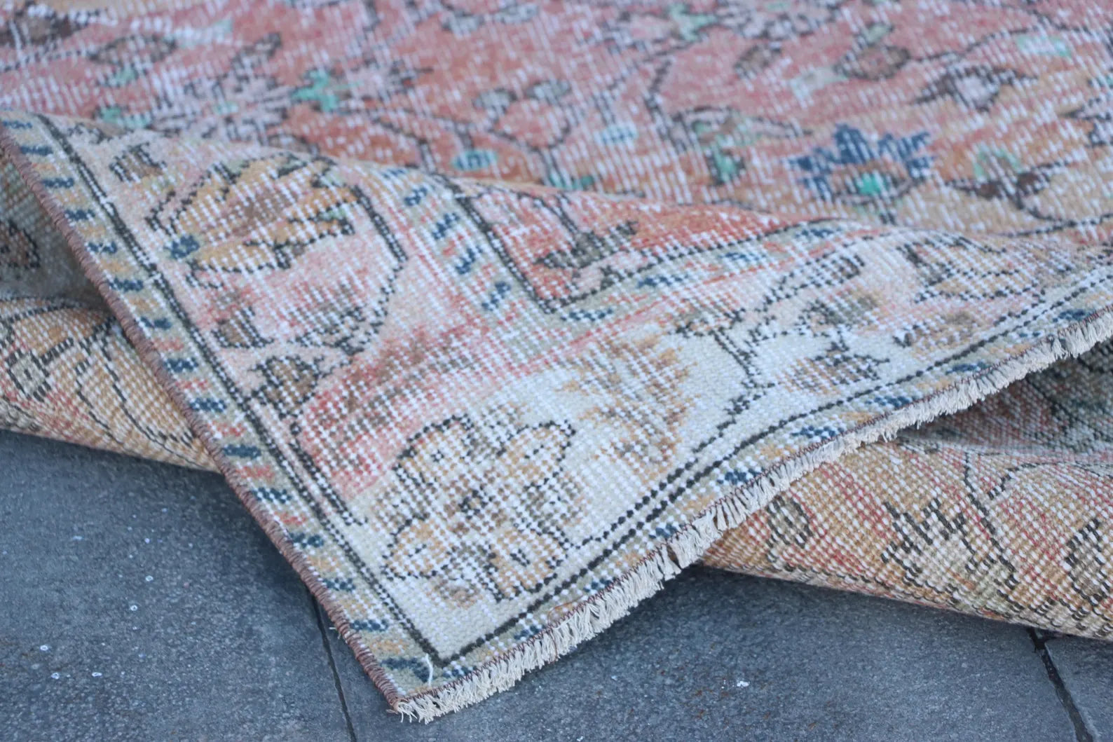 Vintage Turkish Accent Area rug 3.4 x 6.8 ft