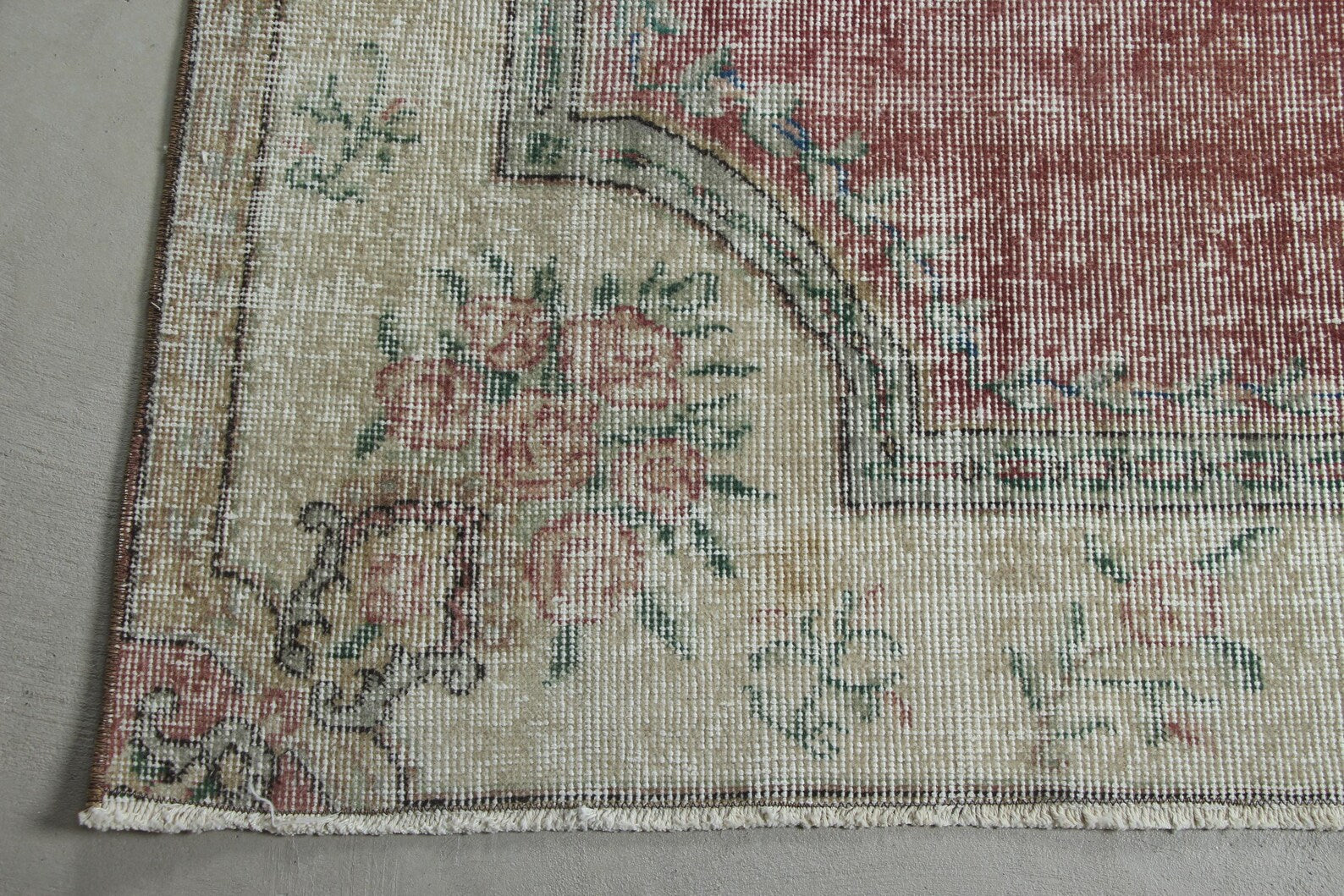 XL Vintage Turkish Accent Area Rug 6.2 x 9.1 ft