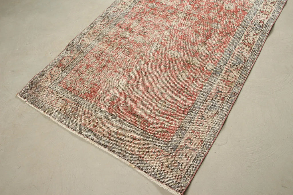 Vintage Turkish Accent Area rug 3.7 x 6.7 ft