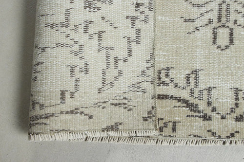 Vintage Turkish Accent Area rug 3.8 x 7.1 ft