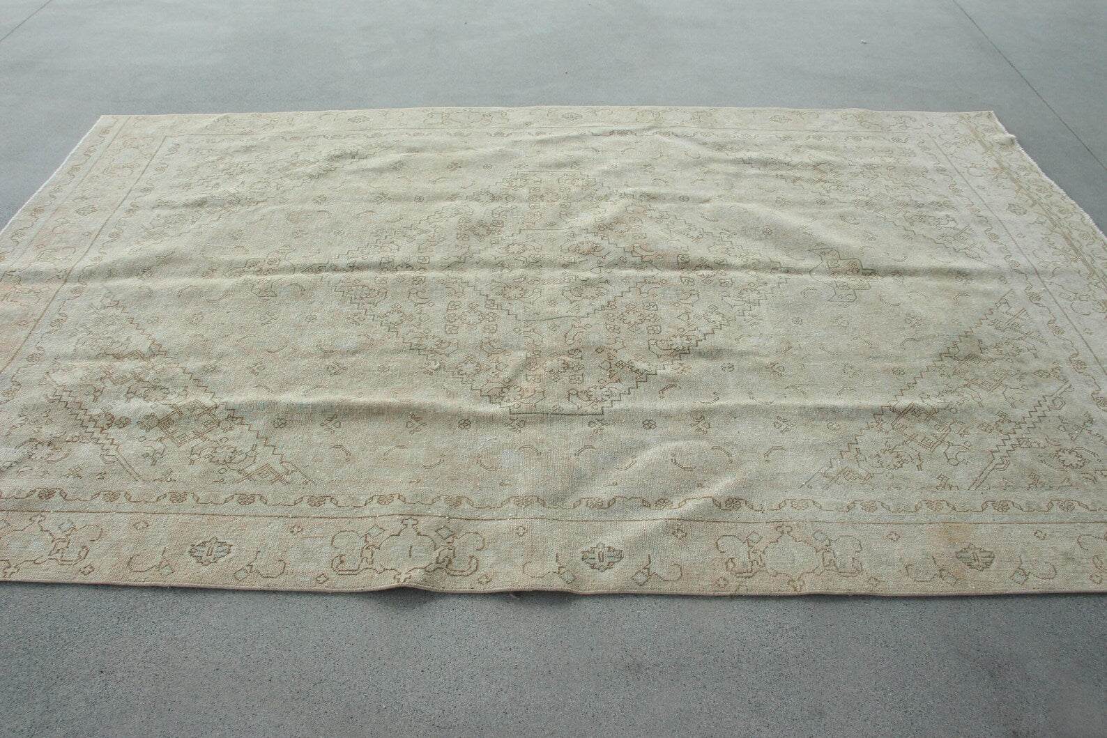 XL Vintage Persian Accent Area Rug 5.9 x 9.6 ft